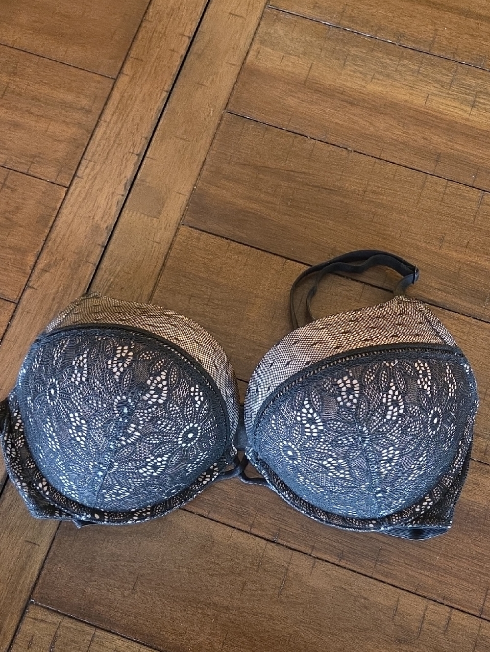 Victoria's Secret Black Lace Floral Push-Up Bra